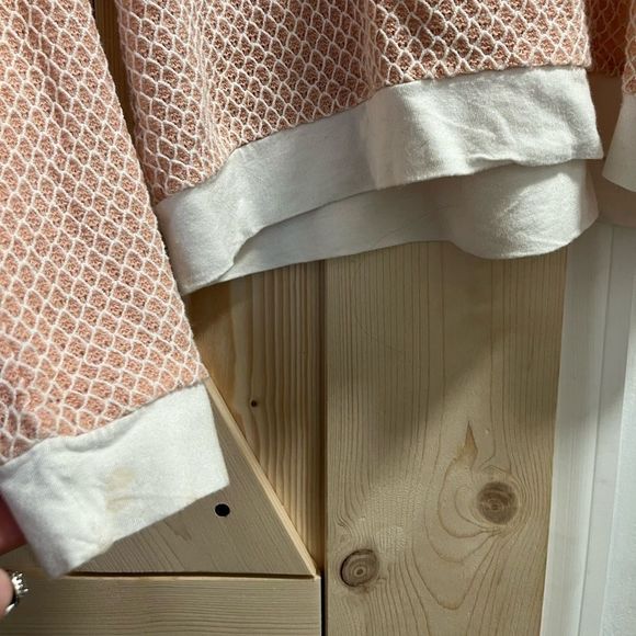 YA Los Angeles || Peach Net Lightweight Long Sleeve Woman’s Summer Spring Attire - Picture 3 of 5